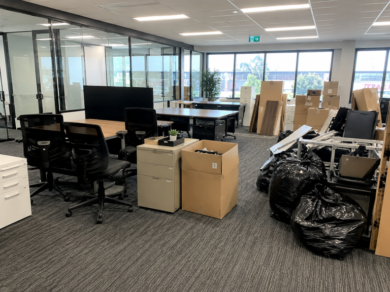end of lease rubbish removed
